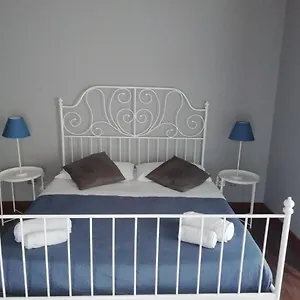 Appartement Mansarda In Palazzo D'epoca, Catánia